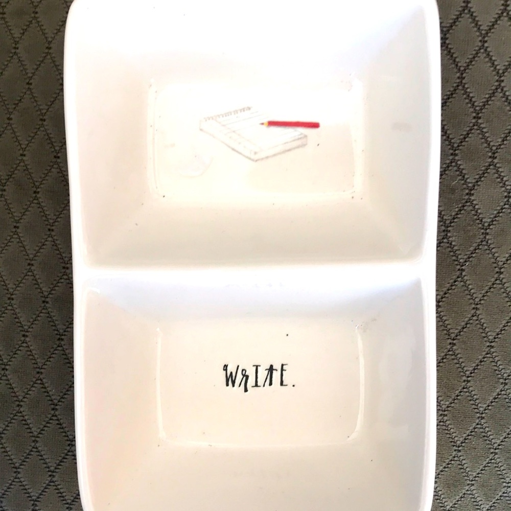 NEW! Rae Dunn ceramic office desk item.